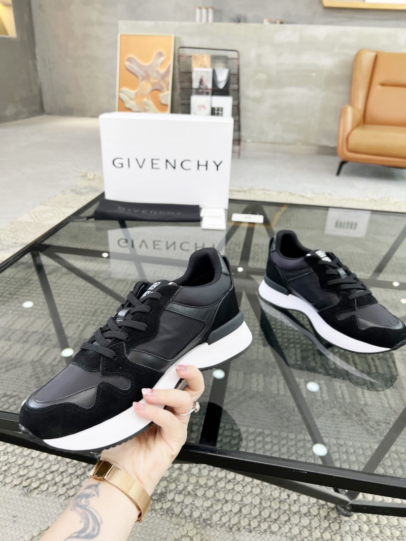 Givenchy Sneakers